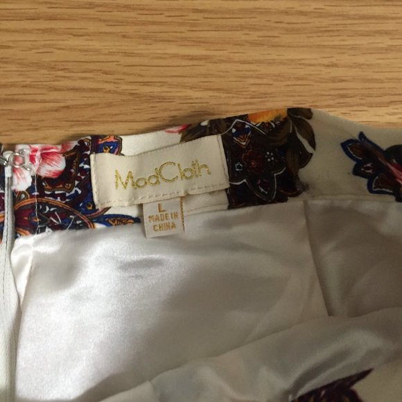 Modcloth Skirt Floral Pink Thick Cotton Fully Lined Size Large - Picture 3 of 5